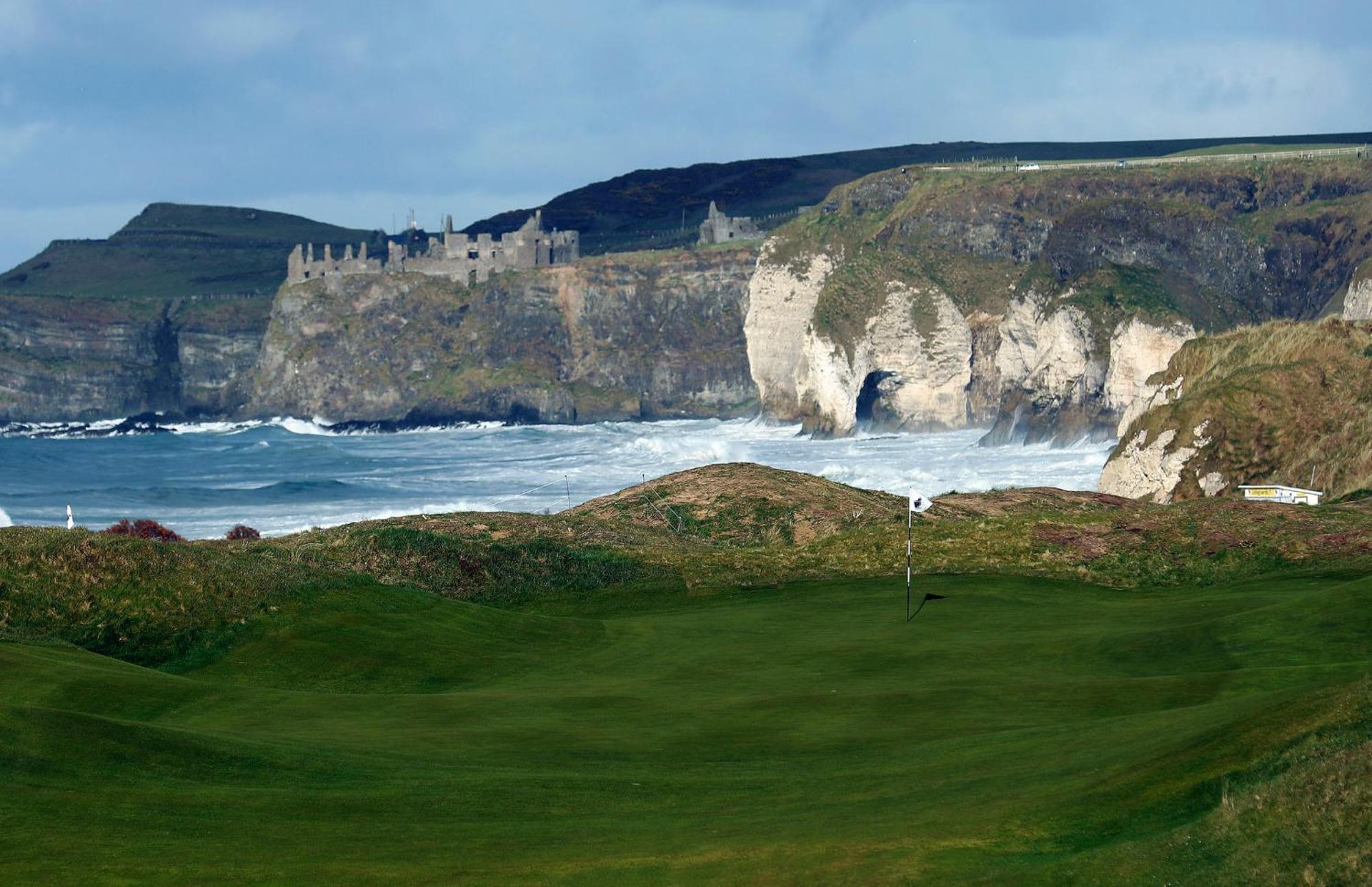 4 Golf Terrace - Portrush By The Sea Apartment Exterior photo